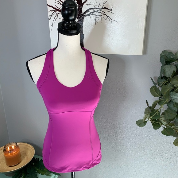 lululemon athletica Tops - Lululemon size 4 Purple Fitted Built In Lined Sports Bra Workout Gym Top